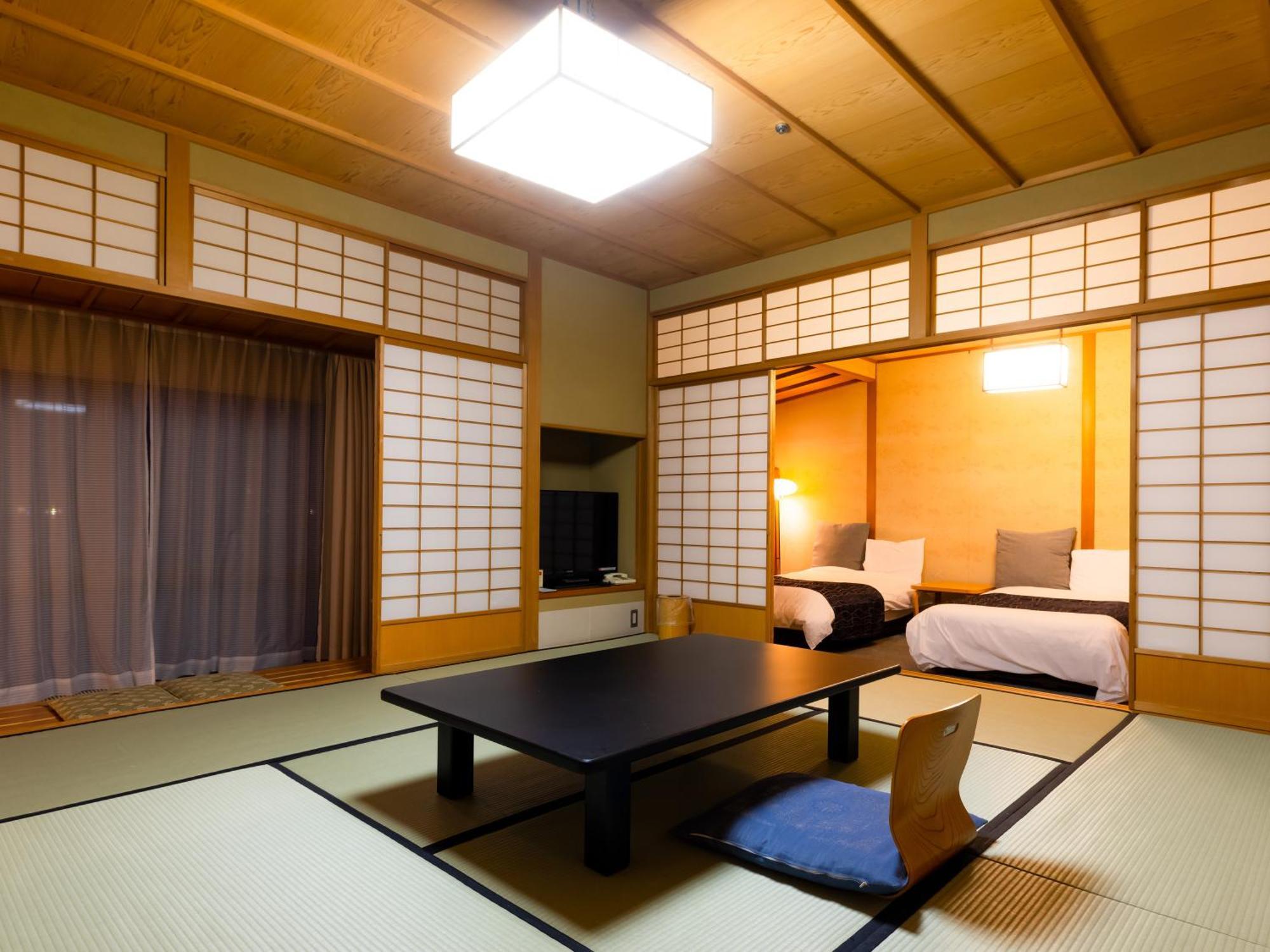 Apa Hotel & Resort Kaga Katayamazu Onsen Kasuikyo Buitenkant foto