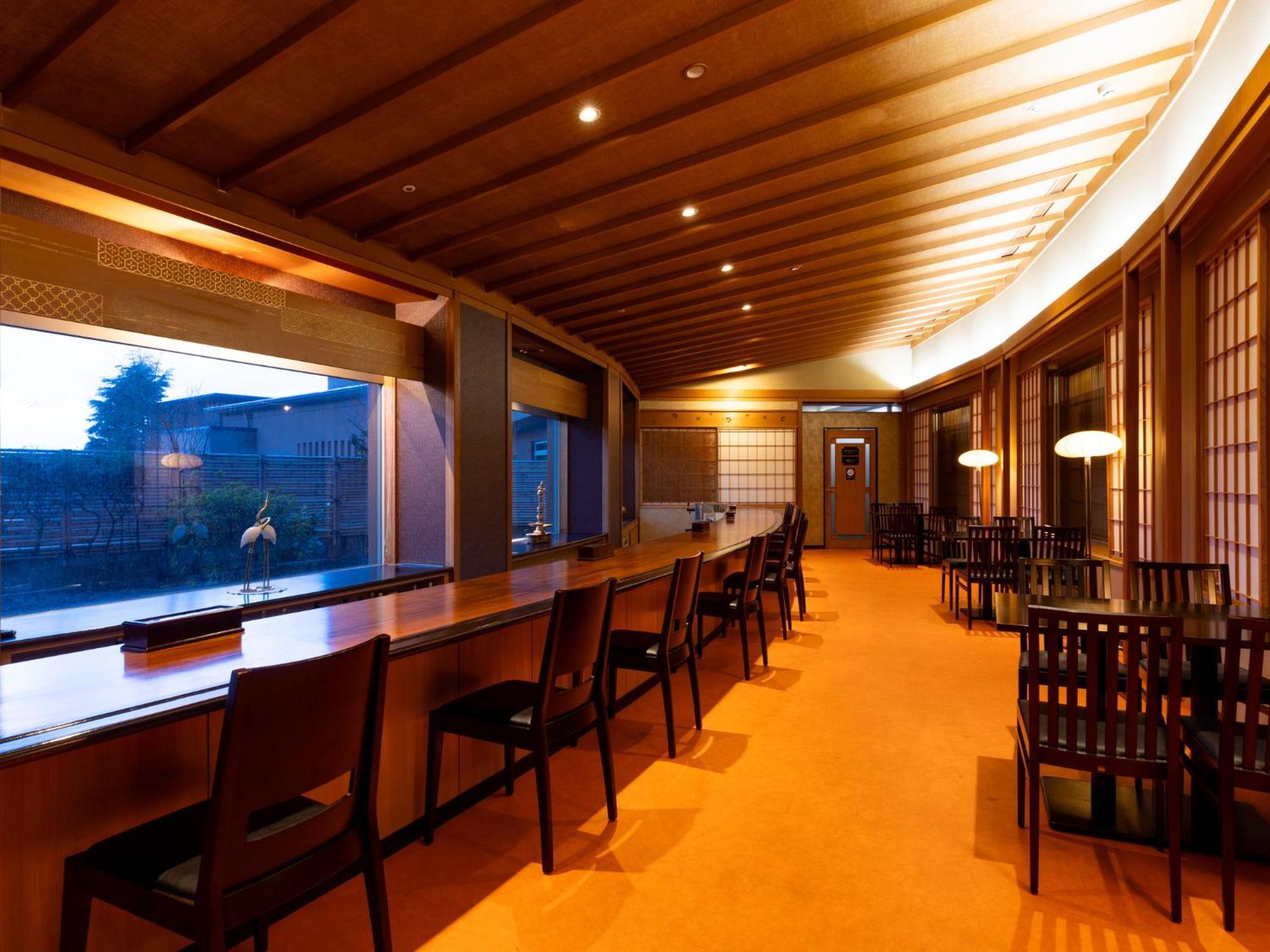 Apa Hotel & Resort Kaga Katayamazu Onsen Kasuikyo Buitenkant foto